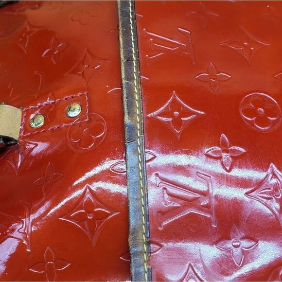 Authentic Louis Vuitton Vernis GM Shoulder Bag - Picture 9 of 13